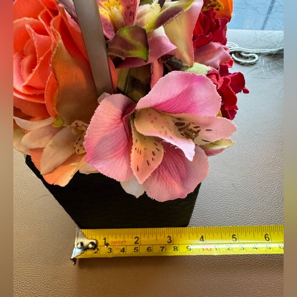 NWOT Moo Roo Floral Statement Bag - Picture 8 of 8